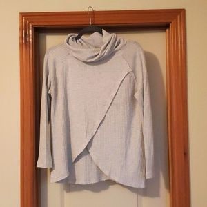 Light grey waffle thin turtle neck